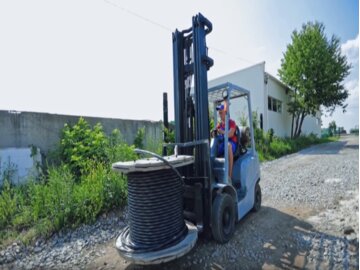 Forklift Operator Safety: Attachments and Platforms