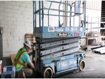 Scissor Lift Aerial Platform: Scissor Lift Inspection