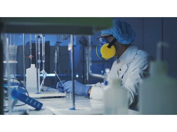 Personal Protective Equipment - Laboratory Series: PPE Assessment