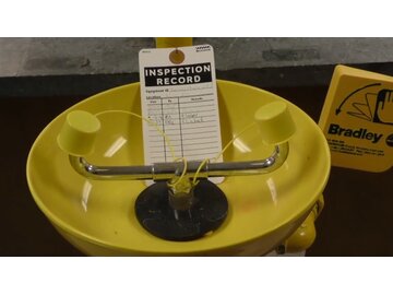 Safety Showers and Eye Washes - Laboratory Series: Incident Prevention
