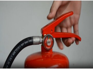 Fire Extinguisher: How a Fire Extinguisher Works