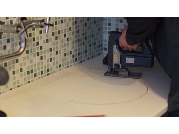 Hand and Power Tools - Hand Held Saws: Incident Prevention